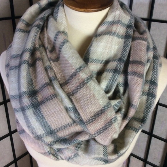 LOFT Accessories - Ann Taylor Loft Pink Gray & Ivory Infinity Scarf!